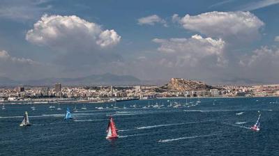 Los turco-americanos del Alvimédica ganan la In-Port alicantina. Abu Dhabi Ocean Racing en segundo lugar.