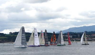 ¡¡La Vuelta a España a Vela ha comenzado!!. Los ocho IMOCA Open 60 rumbo a Santander   