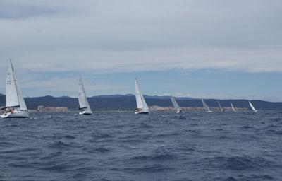 78 de Mayo lidera la Regata de Invierno del CN Oropesa