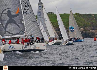 Arranca en la bahía de Gijón, el Trofeo de Primavera de vela ligera y crucero