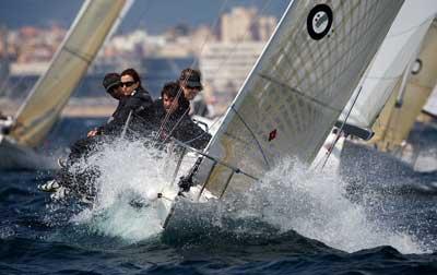 El Bufete Frau lidera el III Trofeo de Invierno Club de Mar tras la primera jornada