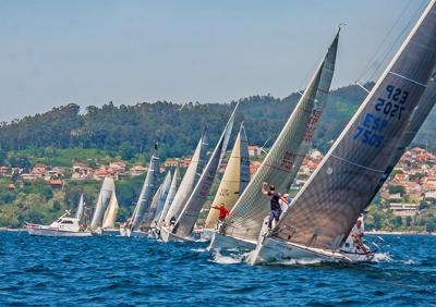 El Monte Real inaugura la temporada  de vela pesada con el Trofeo Comunica