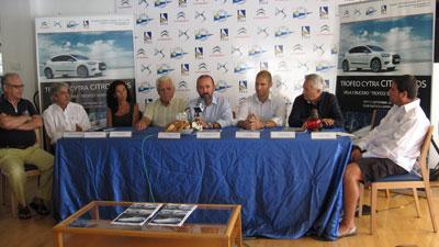 El Trofeo CYTRA CITROËN DS del CN Campello, preparado para soltar amarras