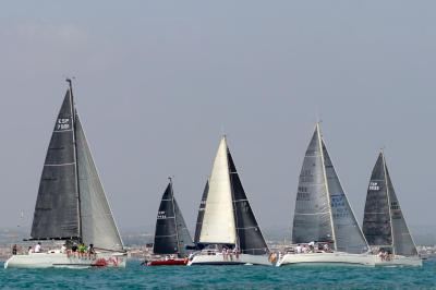 El Trofeo Paraíso Salado reúne a los 40 mejores barcos de la Región de Murcia y Comunitat Valenciana