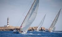 El viento del norte trae nuevos líderes a la Copa del Rey de Barcos de Época Repsol