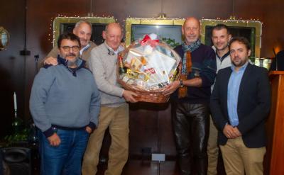 El viento no acudió a la Ría de Pontevedra en la jornada final de la Regata de Navidad de cruceros en Aguete 