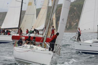 El ‘Zumaia Gipuzkoa’ gana por 9 segundos la VI Regata Surne Trofeo Eskarra