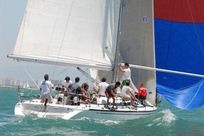 Espectacular fin de fiesta en la bahía de Cádiz para la V Liga de Cruceros del CM Puerto Sherry-Estación Náutica Bahía de Cádiz