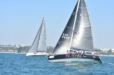 La 27ª Regata Juan de La Cosa para el ‘DE 6-Foster Swiss’ de Nacho Zalvide