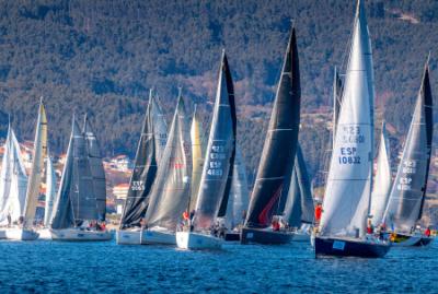 La 9ª Regata Interclubes se decide este sábado en la ría de Pontevedra