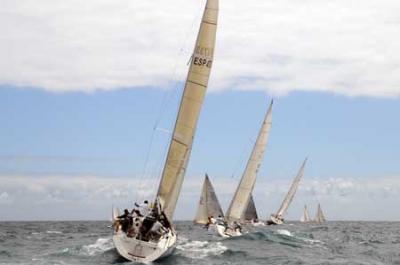 La clase Crucero inaugura el Critérium de Vela Balandro Tirma 2013