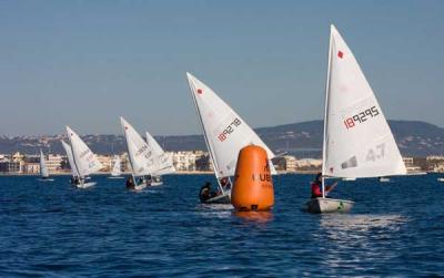 La falta de viento y los roles complicaron la disputa del Campeonato de Mallorca 