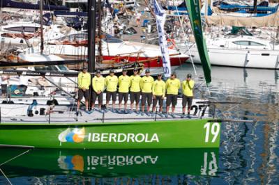 Máxima actividad en Real Club Náutico de Barcelona ante el inminente comienzo de las regatas puntuables en el  39º Trofeo Conde de Godo.