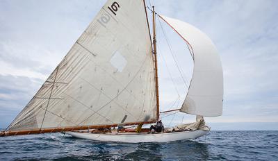 Primeros líderes de la Copa Gitana de barcos clásicos en el Abra