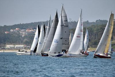 Todo a punto para la prueba final de la 7ª Regata Interclubes en la ría de Pontevedra