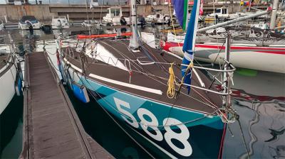 Las cenizas del volcán de La Palma se dejan ver ya en el puerto de la Mini Transat 