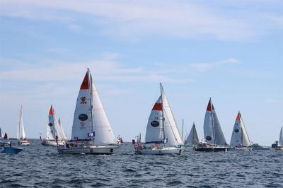 Salida de la Golden Globe Race 2022 desde Les Sables d'Olonne… destino: circumnavegar el globo