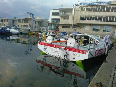 “Creno Moustache solidaire” retorna a la Transat tras reparar en Vigo 