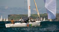 Toño Gorostegui situa al ‘Fundestic’ al frente de la Bancantanbria Sailing Cup