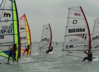 V Regata de Año Nuevo-Bahia de Cadiz de RS:X y Techno-3ª Jornada