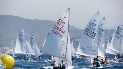 Alejandro Fresneda y Javier López, lideran el Trofeo SM El Rey-72 Regata de Invierno