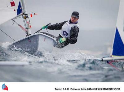 Alicia Cebrián lidera en la clase Láser Radial la Delta Lloyd holandesa