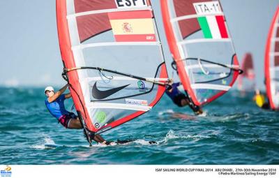 Blanca Manchón certifica en Abu Dhabi el tercer puesto en la clase RS:X de la cita final del circuito de la ISAF   