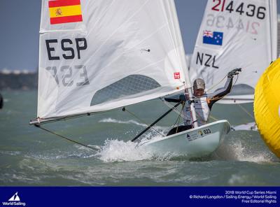 Blanco mantiene el liderato y Rodríguez se sitúa tercero en Laser Standard