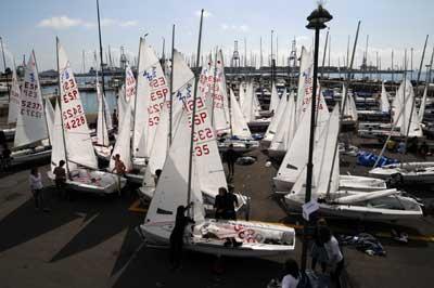 CAMPEONATO DE ESPAÑA DE 420  Las condiciones de viento posponen para el miércoles el inicio de la competición  