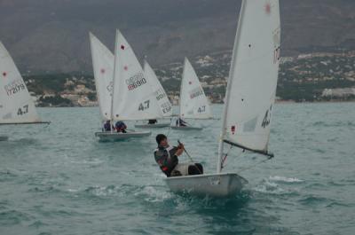 Carlos Ferrer, del CN Sant Antoni, Javier García, del RCN Calpe, y Ginés Moreno y Álvaro Romero ganan el  Open Bahía de Altea en el Club Náutico de Altea