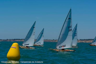 Chipiona acoge la Copa de Andalucía de Patín a Vela