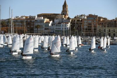 El 34 Palamós Optimist Trophy se pone al rojo vivo con Domingo y Múgica en cabeza