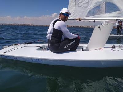 El andaluz Guillermo Flores defiende el campeonato de España de Láser Standard en aguas de Ibiza