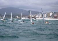 El campeonato gallego por equipos de optimist se dilucido entre el Náutico de Vigo y Liceistas de Vilagarcía