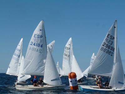 El Master de snipe abre la Semana Internacional de la Vela Ciudad de Santander.