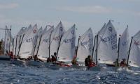 El pasado fin de semana se celebró en Marina Rubicón la Regata  “Vela Ligera”, a la que acudieron regatistas de las clases Optimist y Láser. 