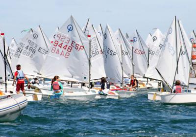 El Real Club Náutico de Calpe acogerá durante los días 15 y 16 de noviembre la segunda prueba autonómica Roga Cuca de Optimist