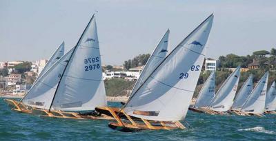 El sevillano Carlos de Bricio y el gaditano Vicente Climent co-lideres tras el primer asalto de los Patines a la 43 Semana Náutica de El Puerto de Santa María