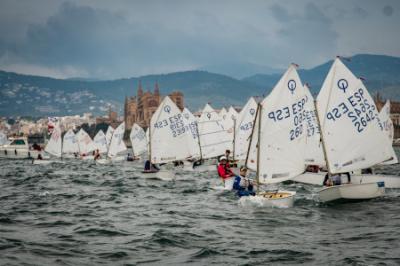 El Trofeo Mama Optimist (S.M. La Reina) celebra su 44ª edición