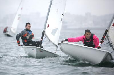 Gonzalo Araújo comienza liderando en Standard el Trofeo Jesús Betanzos de Láser