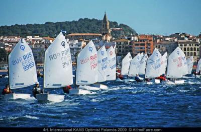 Gran éxito de participación en la regata internacional de Optimist - Vila Palamós 2009