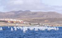 Gustavo del Castillo y Marta Mansito del RCN Gran Canaria en lo más alto del podio en el Campeonato Día de Canarias de Optimist 