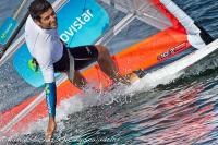 Iván Pastor se proclama en Cangas campeón de España de Fórmula Windsurf 