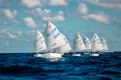 Jornada inaugural difícil en el AECIO por la poca intensidad del viento Jornada inaugural difícil en el AECIO por la poca intensidad del viento