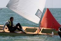 Juan Luis Paez arrasa en el inicio del Campeonato de España de Patín a Vela