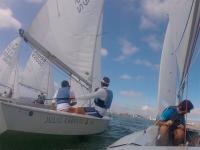 Julio Cabrero & Cía. y Chiqui IV se repartieron las victorias en la segunda tirada del trofeo “La Posada del Mar” de snipe