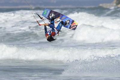 Kiteboard/PKRA: Gisela Pulido apunta a la victoria en Brasil