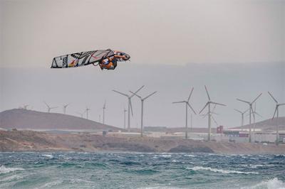 Köster gana la eliminatoria en olas del mundial de windsurf de Pozo Izquierdo