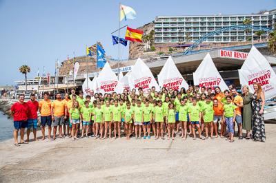 La Escuela de Vela Joaquín Blanco Torrent da el pistoletazo de salida al verano