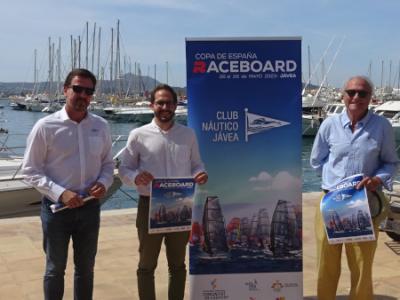 La élite de la clase Raceboard se cita en el Club Náutico Jávea 